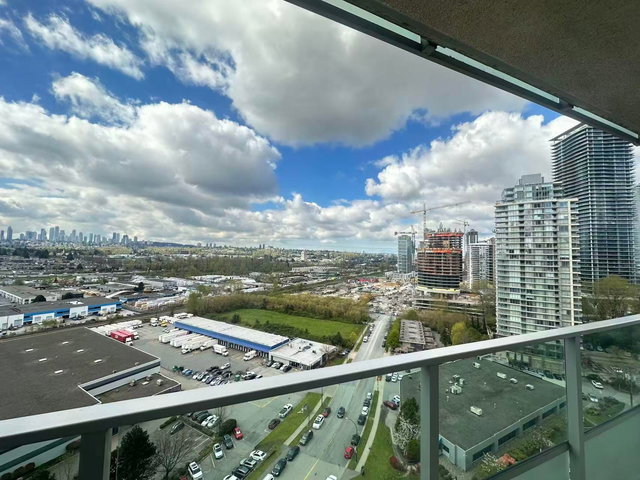 1703 - 2232 Douglas Road