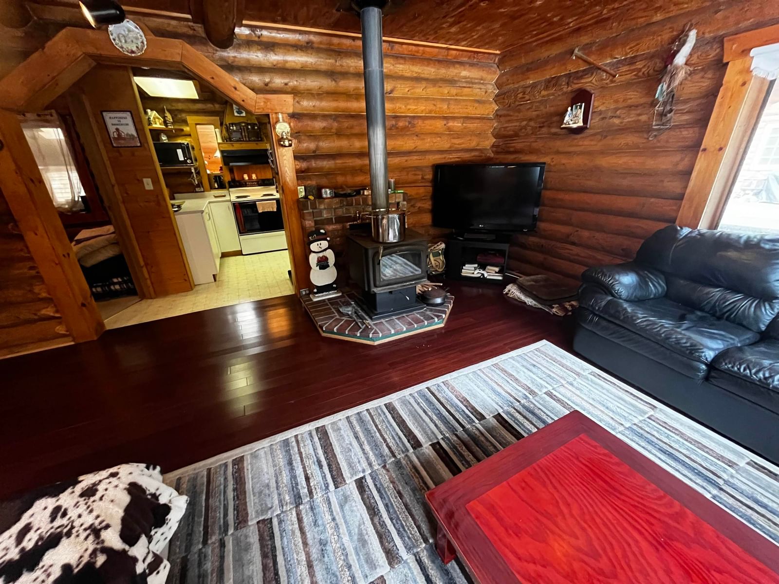 Listing Image 5