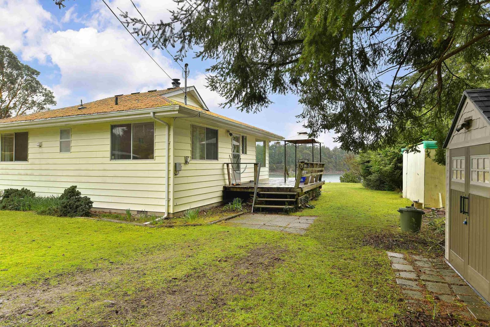 Listing Image 10