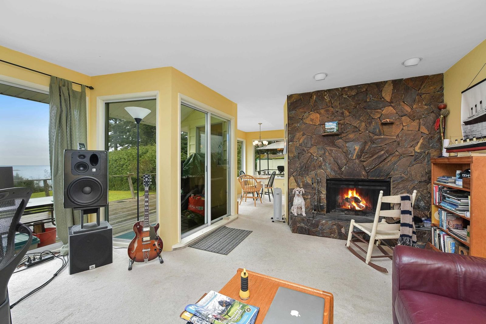 Listing Image 19