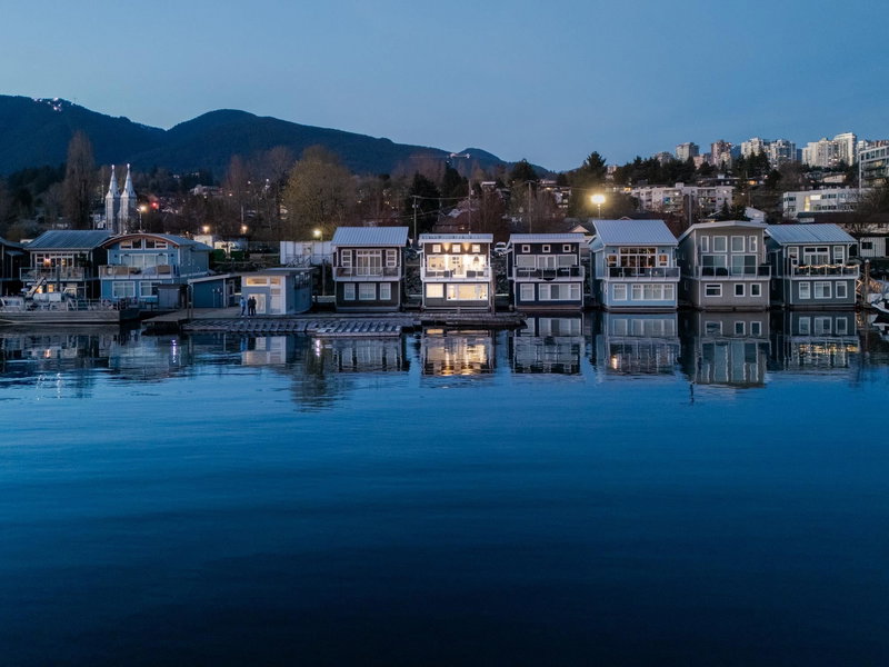 FRSL17 - 415 Esplanade Avenue, North Vancouver, V7M 1A6 | Image 2