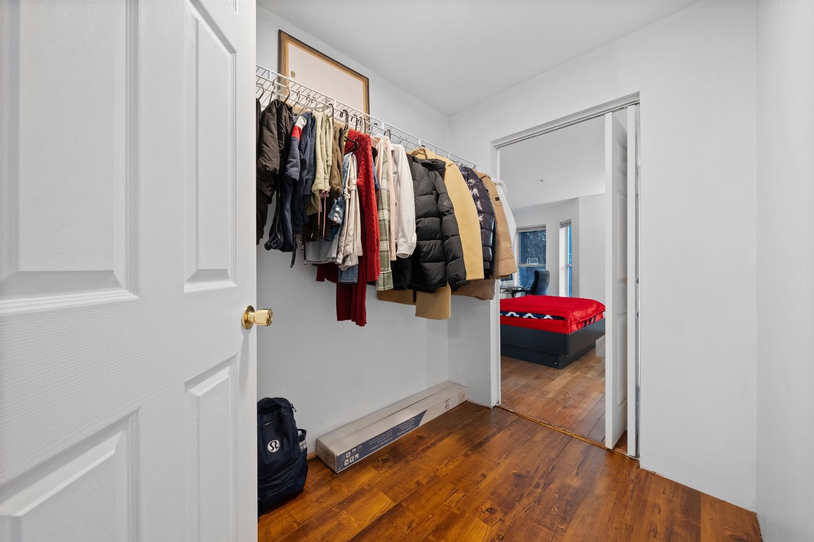 Listing Image 22