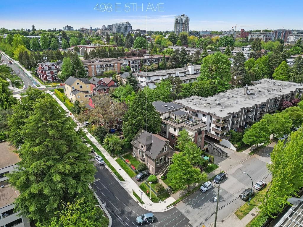 Listing Image 4