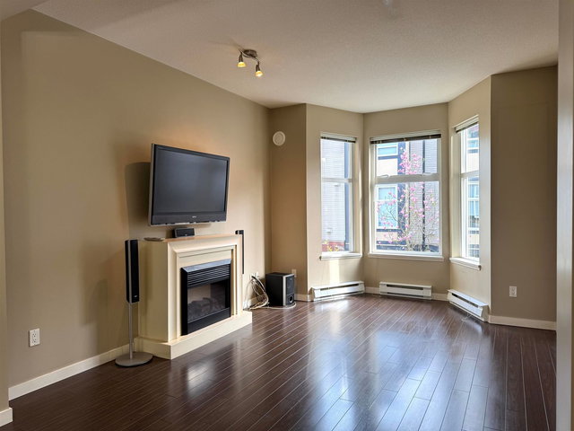 21 - 6099 Alder Street