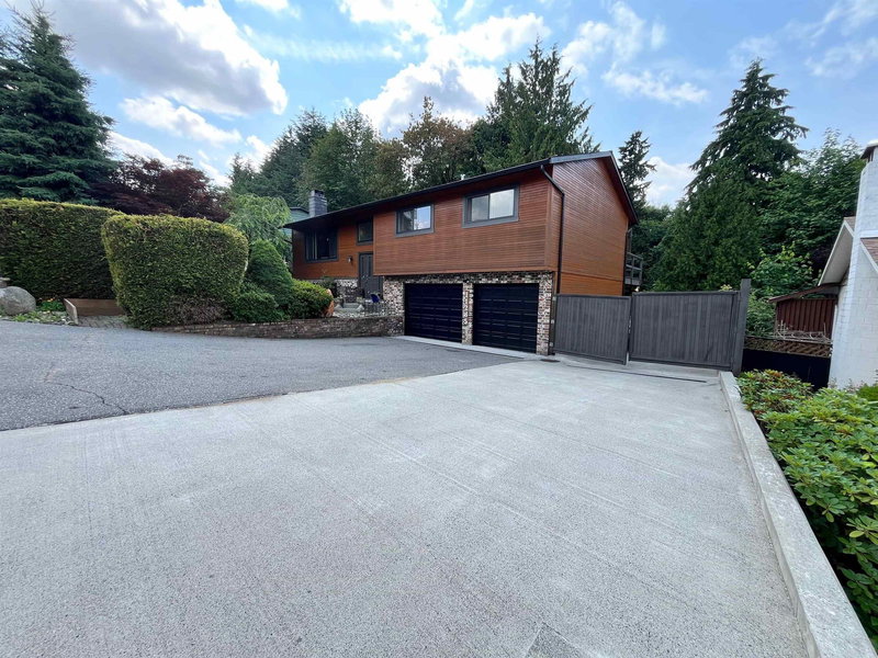 11285 133a Street, Surrey, V3R 2Y8 | Image 2
