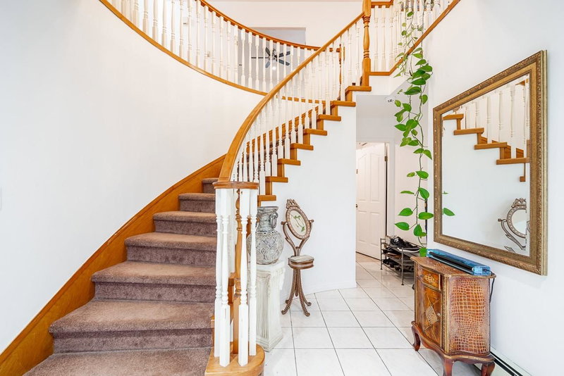 13798 92 Avenue, Surrey, V3V 1J2 | Image 3