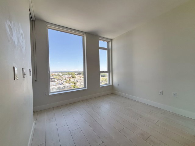 1001 - 3438 Sawmill Crescent