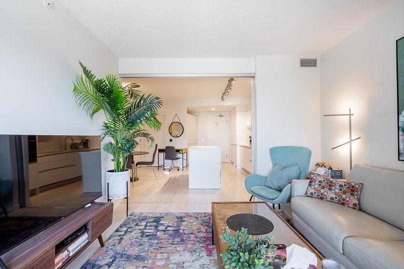 1119 - 180 2nd Avenue, Vancouver, V5T 0K4 | Image 3