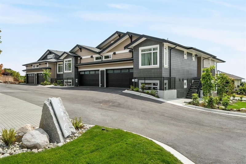 5522 Mccourt Road #7, Sechelt, British Columbia