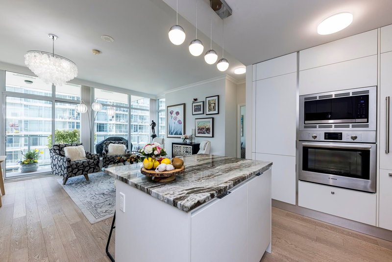 303 - 185 Victory Ship Way, North Vancouver, V7L 0G2 | Image 2