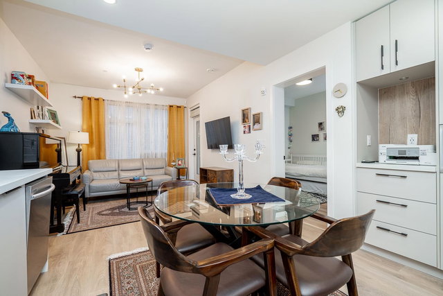 112 - 3038 St. George Street