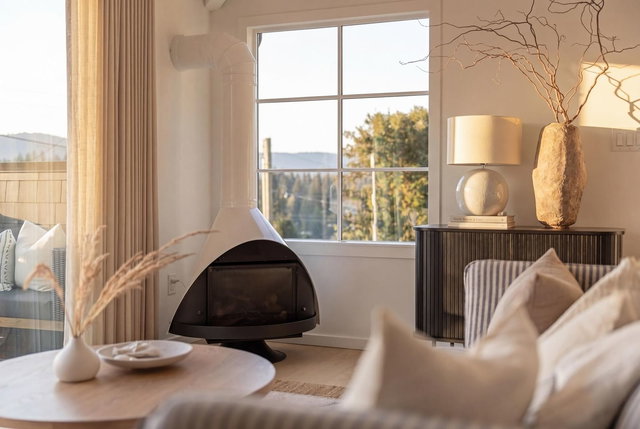 2375 Caledonia Avenue