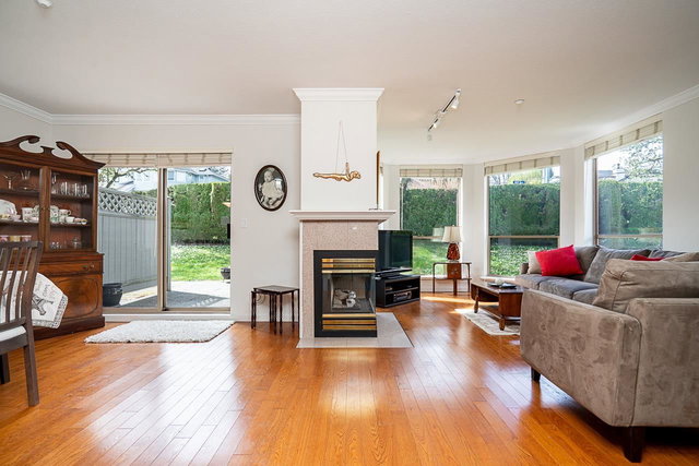 55 - 323 Governors Court