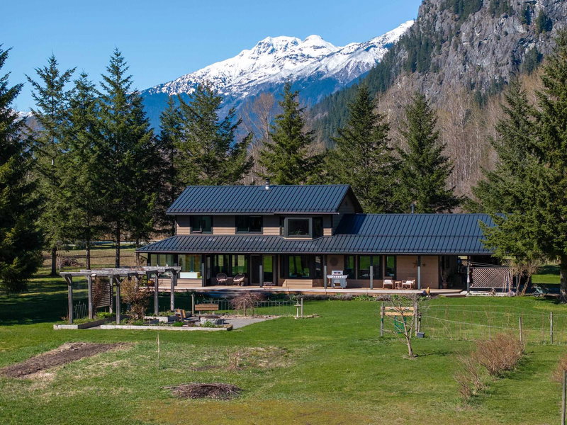 780 Green Road, Pemberton, British Columbia