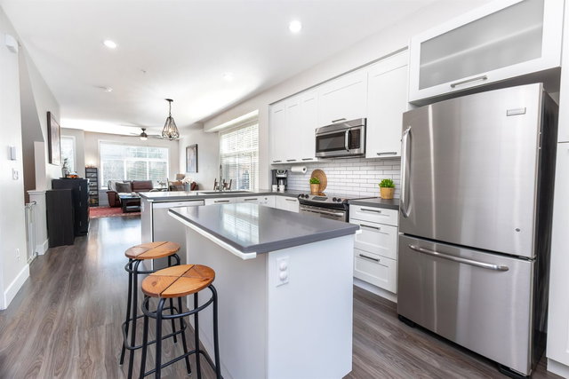 6 - 20966 77a Avenue