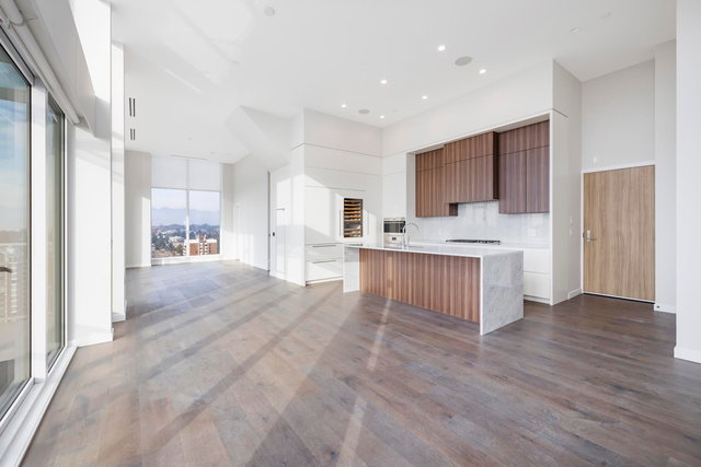 2703 - 7433 Cambie Street