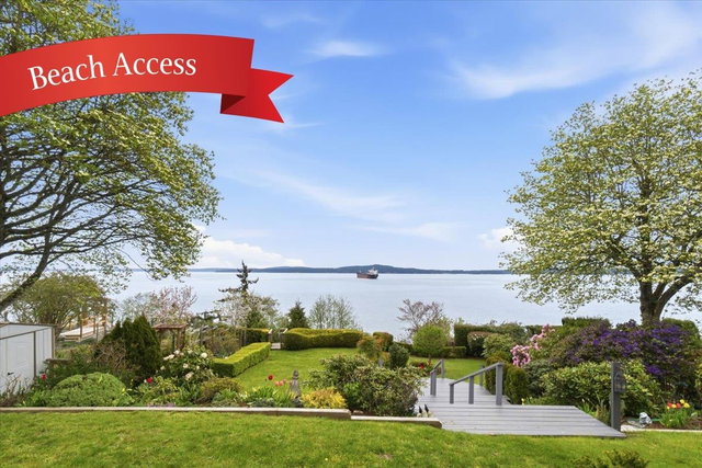 3648 Seaview Crescent