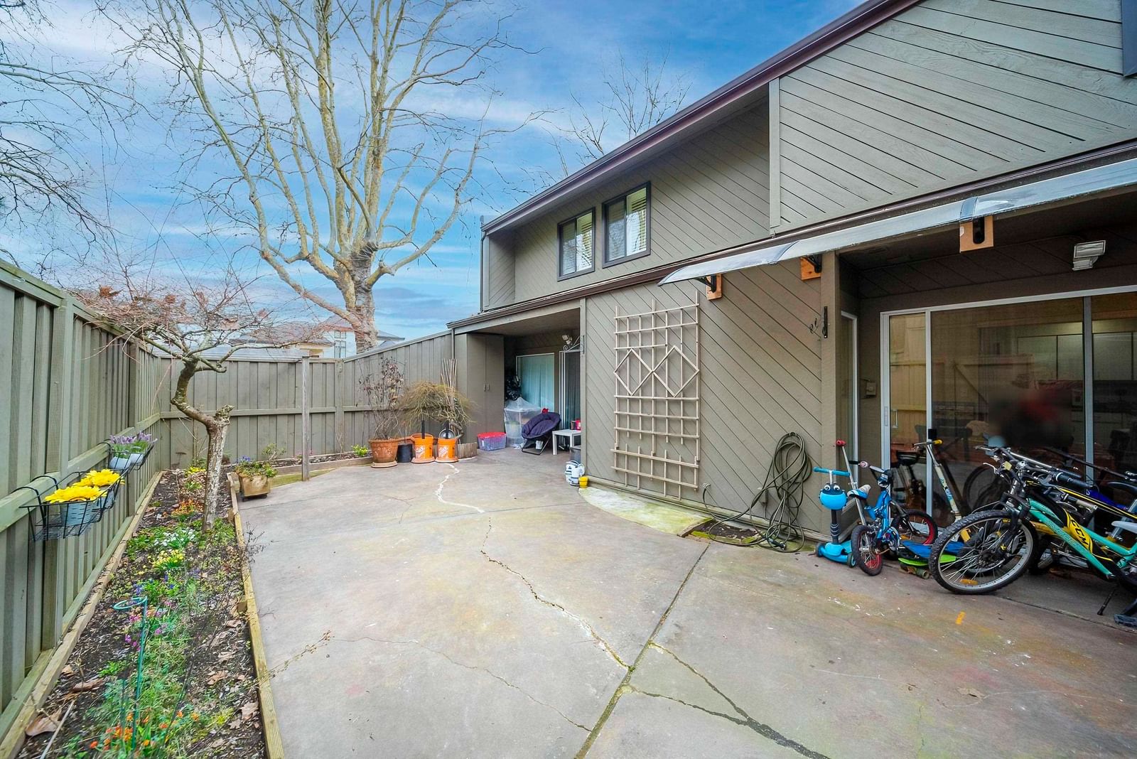 Listing Image 21