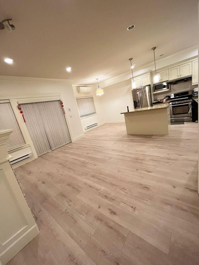 10 - 8091 Williams Road