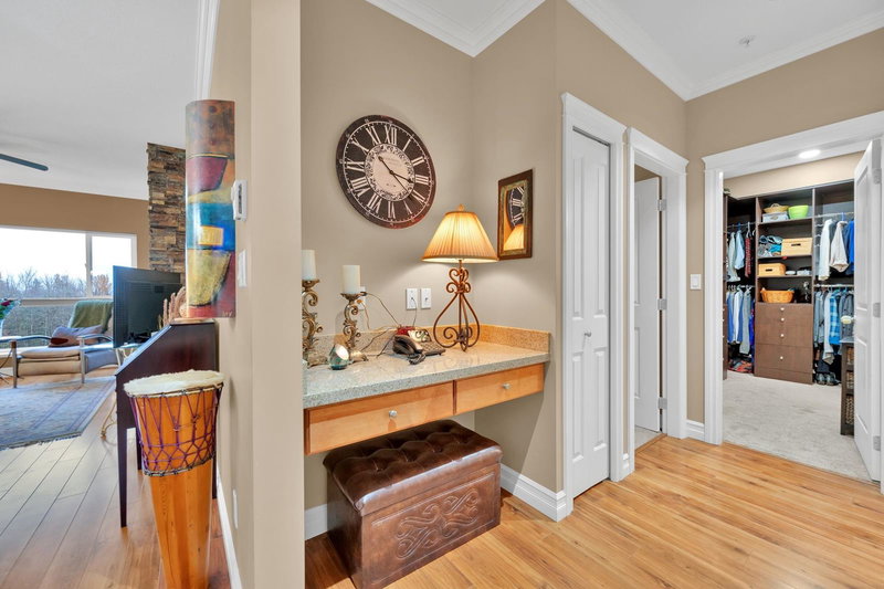 205 - 33755 7 Avenue, Mission, V2V 0A4 | Image 3