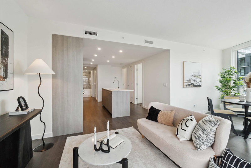 6633 Buswell Street #803, Richmond, British Columbia