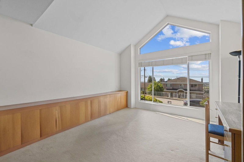 5275 Mckee Street, Burnaby, V5J 2T7 | Image 3