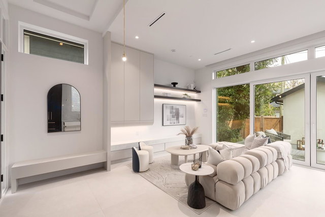 2 - 3617 12th Avenue W