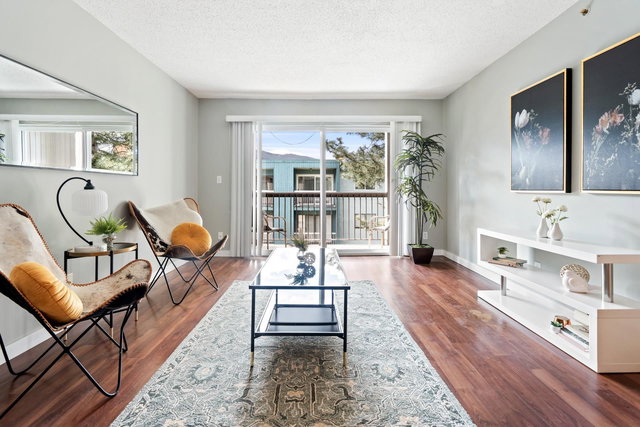 327 - 1783 Agassiz-Rosedale No 9 Highway