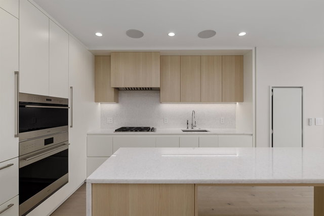 2501 - 7433 Cambie Street