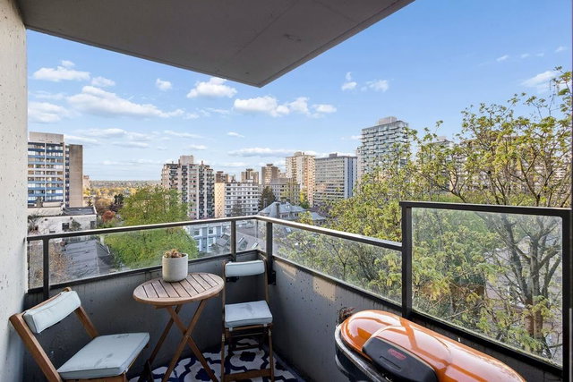 902 - 1108 Nicola Street