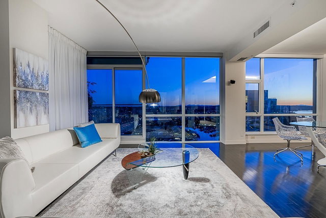 2703 - 1455 Howe Street