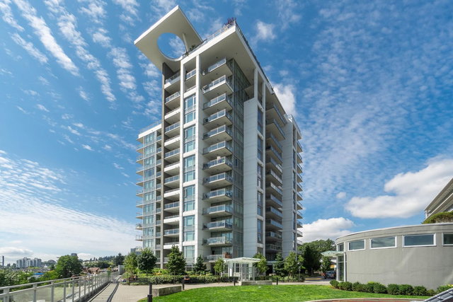 708 - 200 Nelson's Crescent