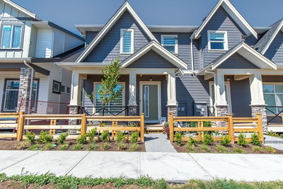 19683 74 Avenue | Langley | Image