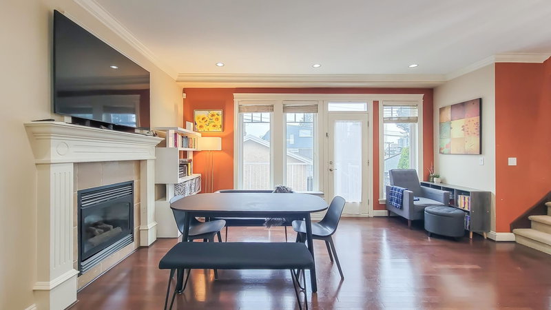 203 18th Street E, North Vancouver, British Columbia