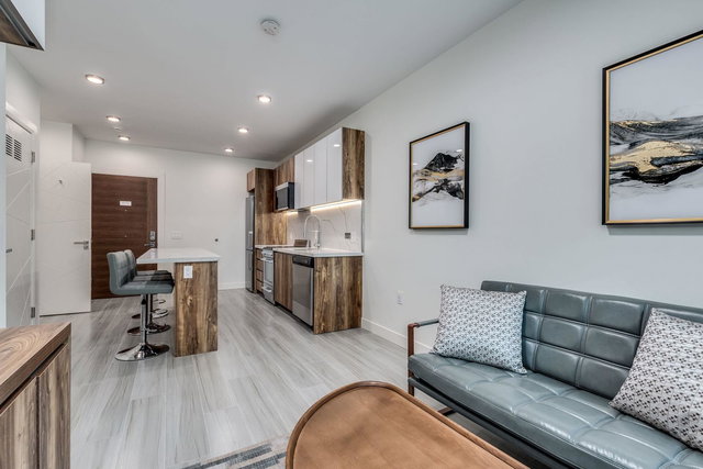 309 - 1168 Pendrell Street