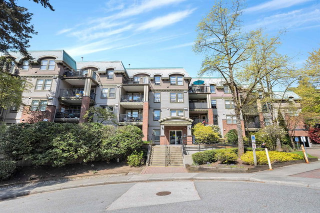 417 - 1591 Booth Avenue