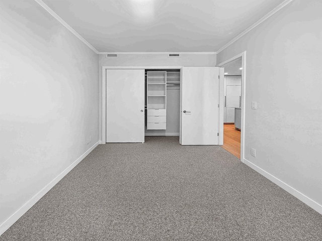 20XX 2186 Gilmore Avenue