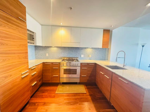 4375 West 10th Avenue