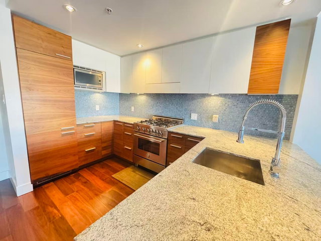 4375 West 10th Avenue