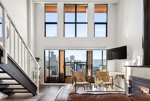 805 - 22 Cordova Street E