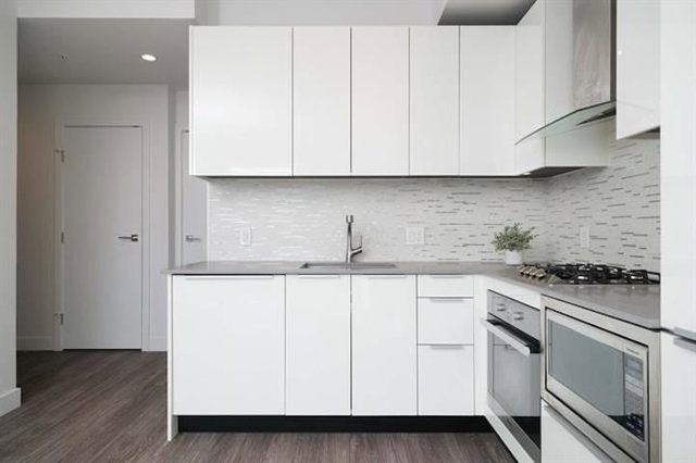 3405 - 1283 Howe Street