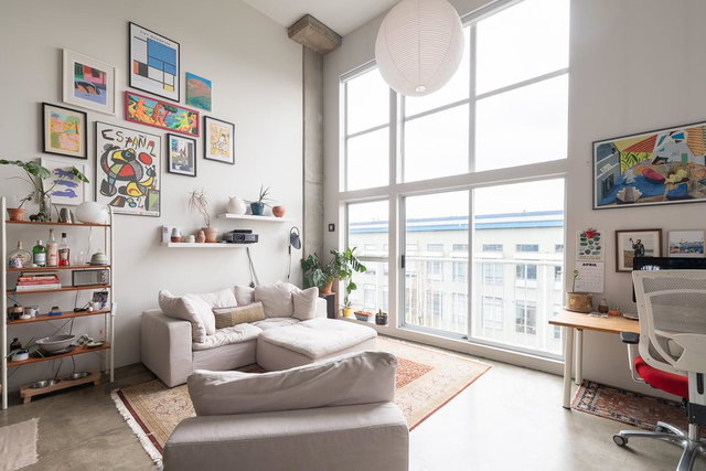 405 - 228 4th Avenue E