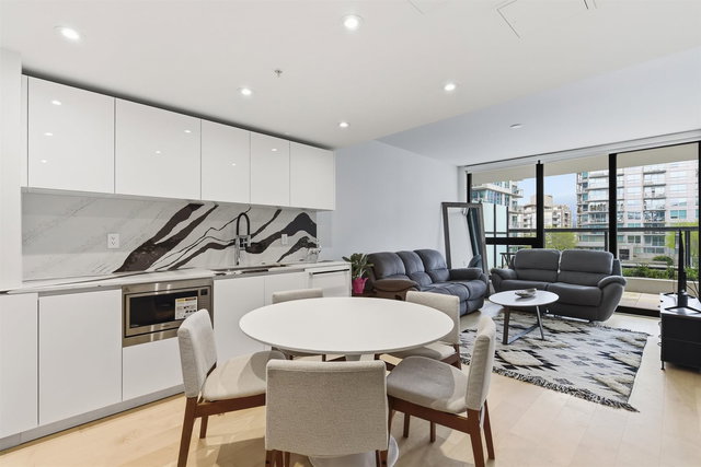 410 - 135 13th Street E