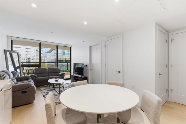 410 - 135 13th Street E