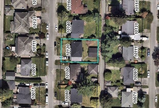 10120 Aintree Crescent