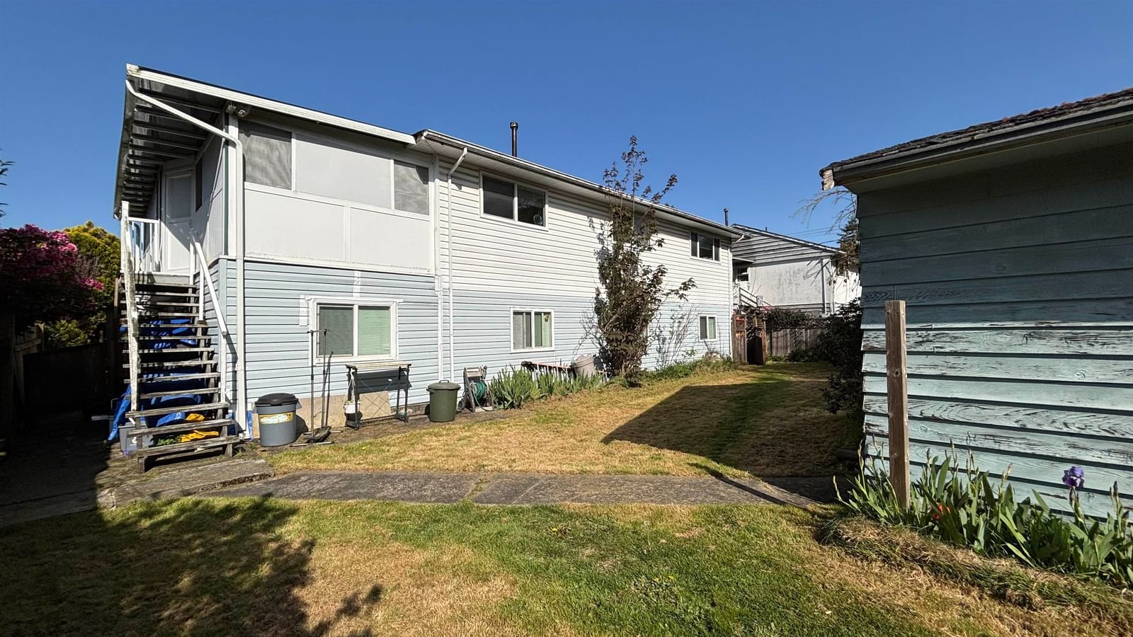 Listing Image 18