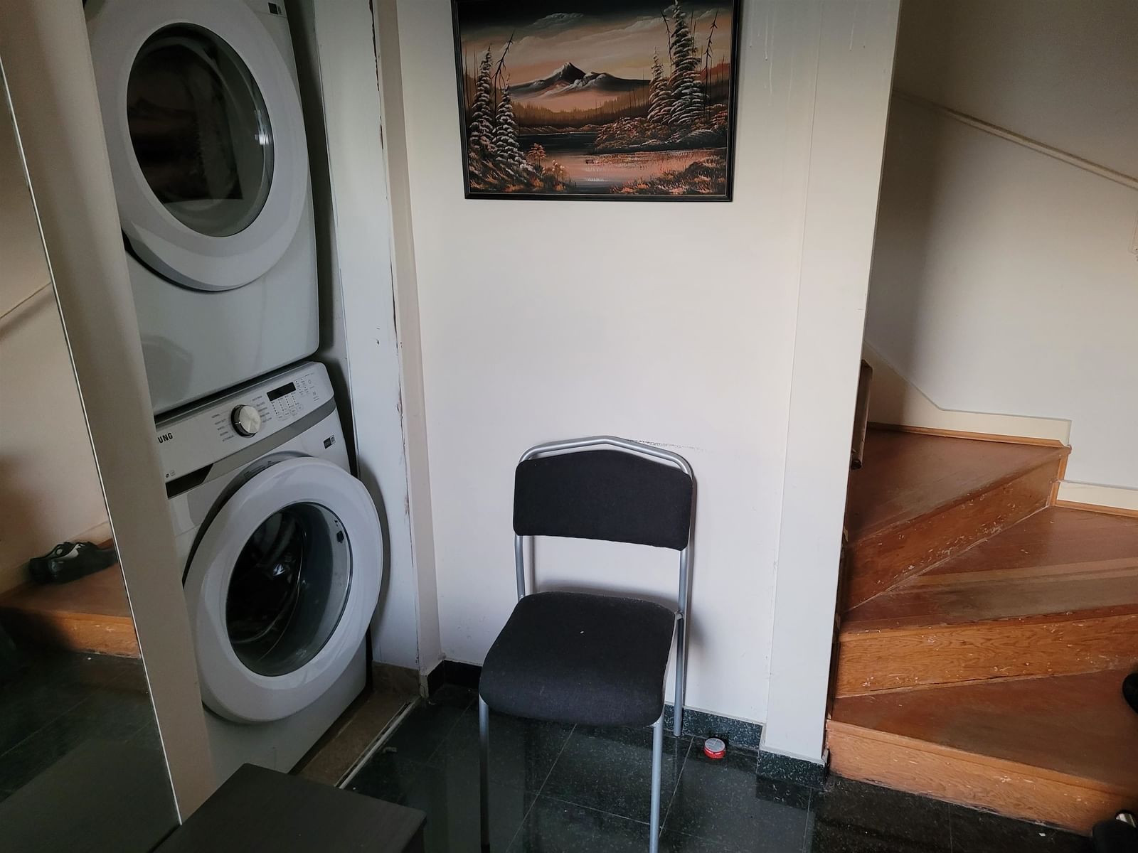 Listing Image 9