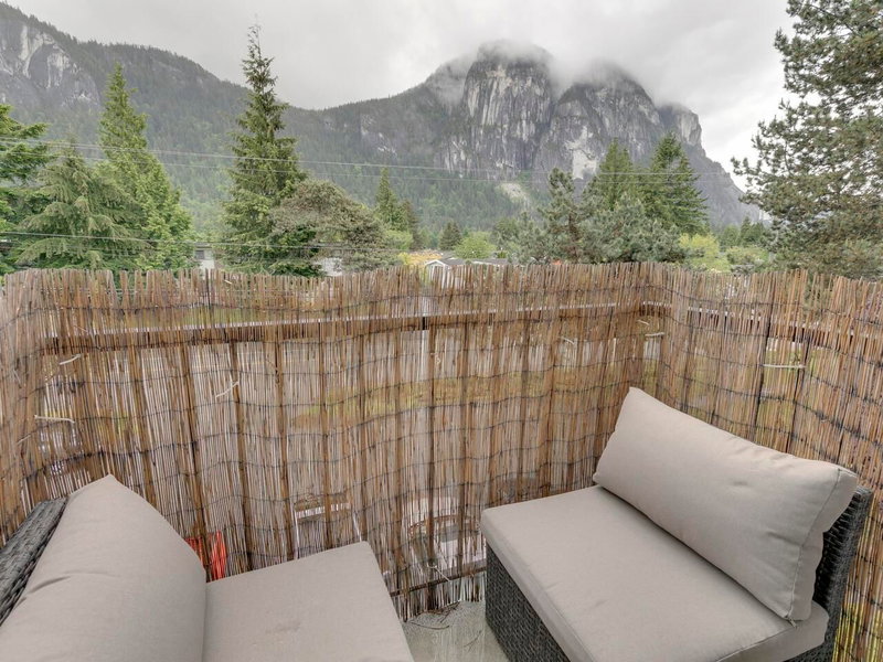 21 - 38173 Westway Avenue, Squamish, V8B 0Y4 | Image 2