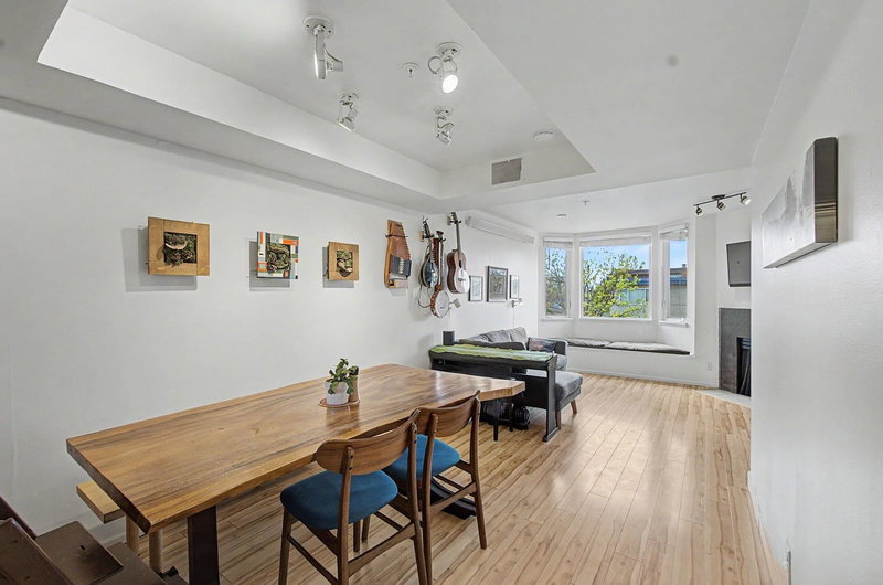 130 Lakewood Drive, Vancouver, V5L 4L3 | Image 3