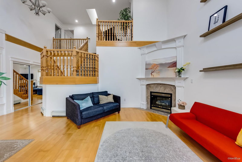 14906 23 Avenue, Surrey, V4A 9X2 | Image 2